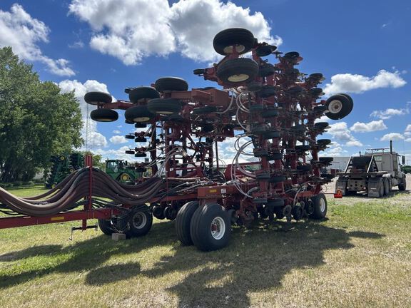 2019 Morris RAZR Air Seeder