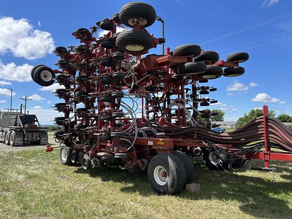 2019 Morris RAZR Air Seeder
