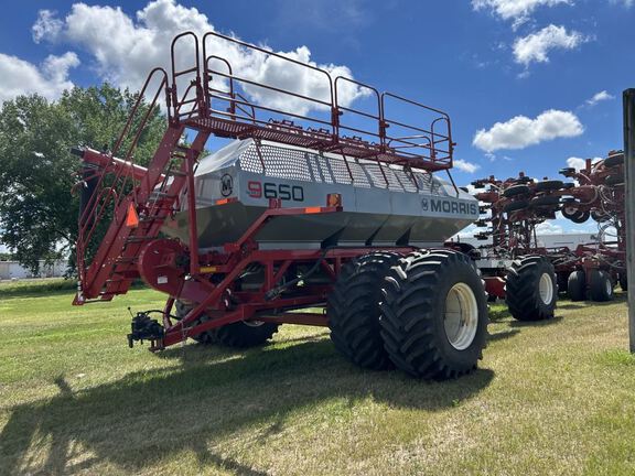 2019 Morris RAZR Air Seeder