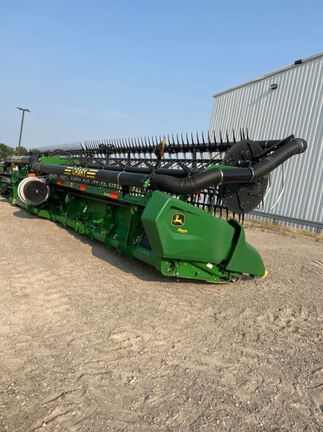 2023 John Deere RD45F Header Combine