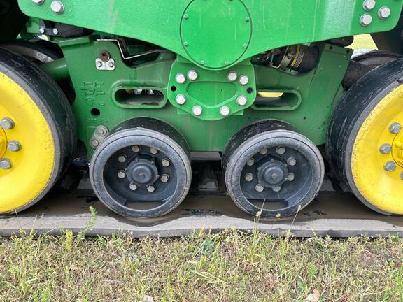 2021 John Deere 9620RX Tractor Rubber Track