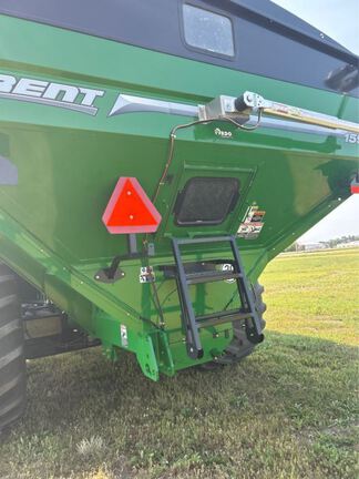 2024 Brent 1598 Grain Cart