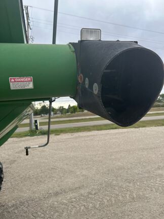 2001 Brent 672 Grain Cart
