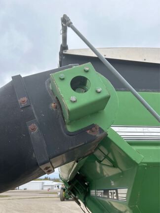 2001 Brent 672 Grain Cart