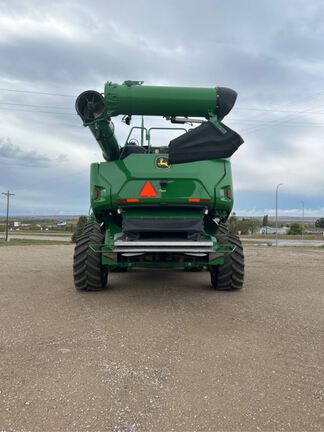 2024 John Deere X9 1000 Combine