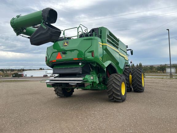 2024 John Deere X9 1000 Combine