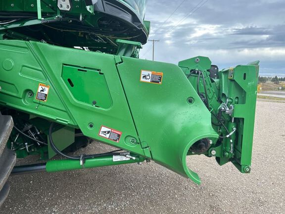 2024 John Deere X9 1000 Combine