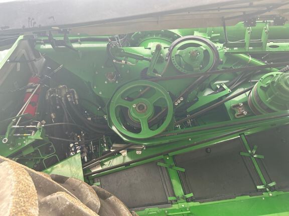 2024 John Deere X9 1000 Combine