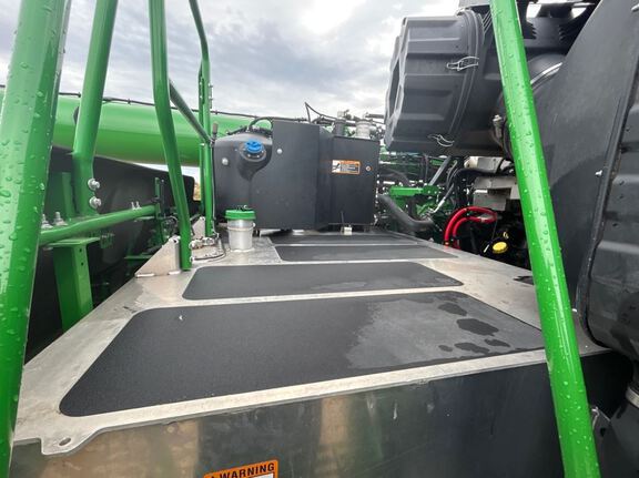 2024 John Deere X9 1000 Combine