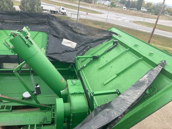 2024 John Deere X9 1000 Combine