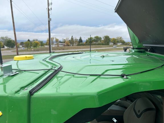 2024 John Deere X9 1000 Combine