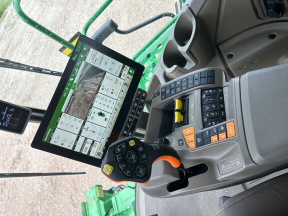 2024 John Deere X9 1000 Combine