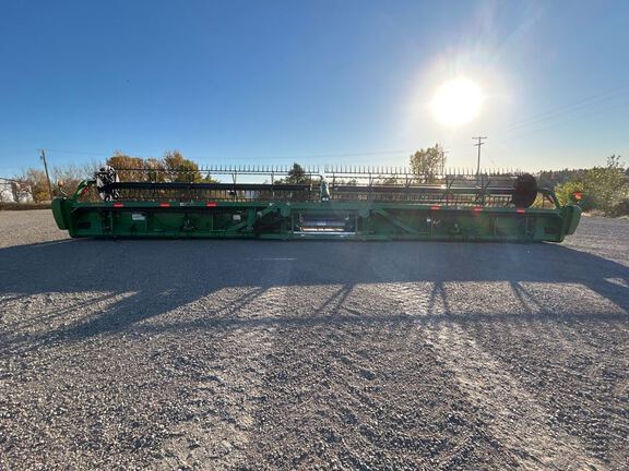 2019 John Deere 745FD Header Combine