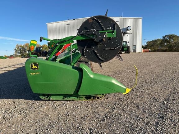 2019 John Deere 745FD Header Combine