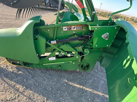 2019 John Deere 745FD Header Combine