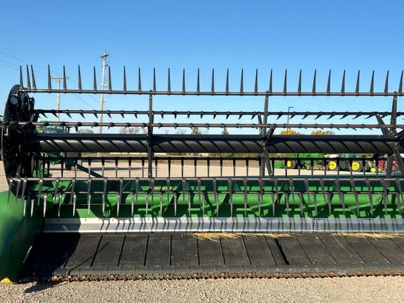 2019 John Deere 745FD Header Combine