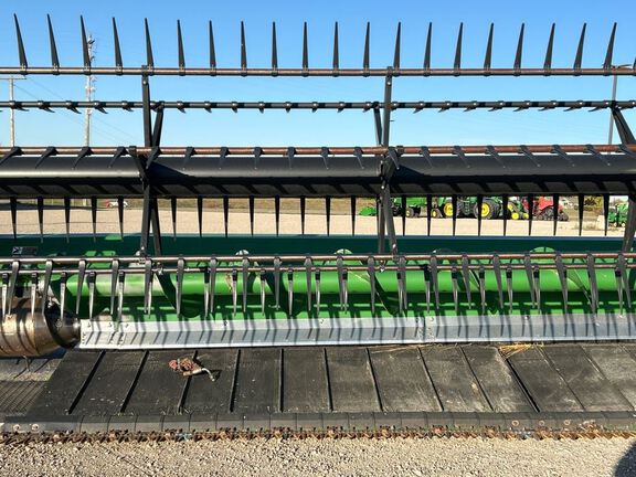 2019 John Deere 745FD Header Combine