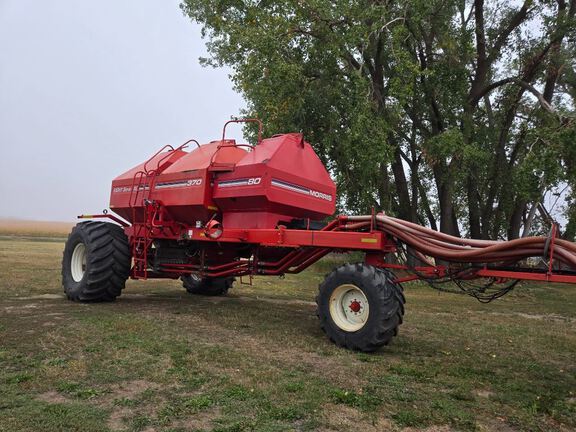 2011 Morris CONTOUR Air Seeder
