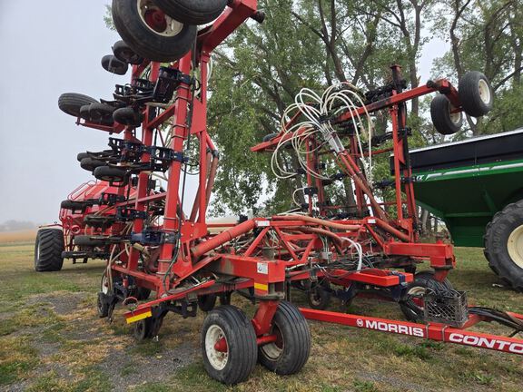 2011 Morris CONTOUR Air Seeder