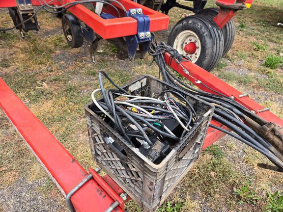 2011 Morris CONTOUR Air Seeder
