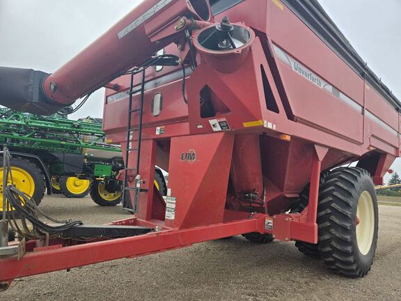 2015 Unverferth 1315 Grain Cart