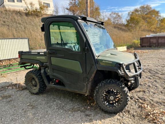 2022 John Deere XUV835M ATV