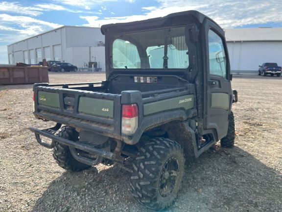 2022 John Deere XUV835M ATV