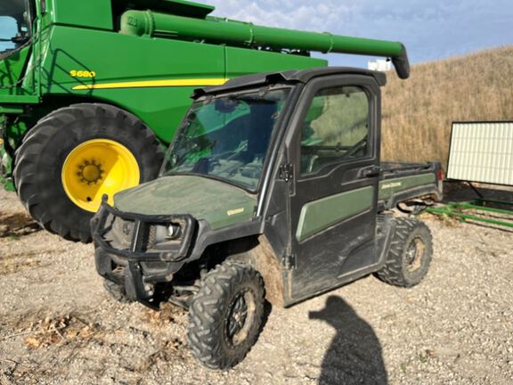 2022 John Deere XUV835M ATV
