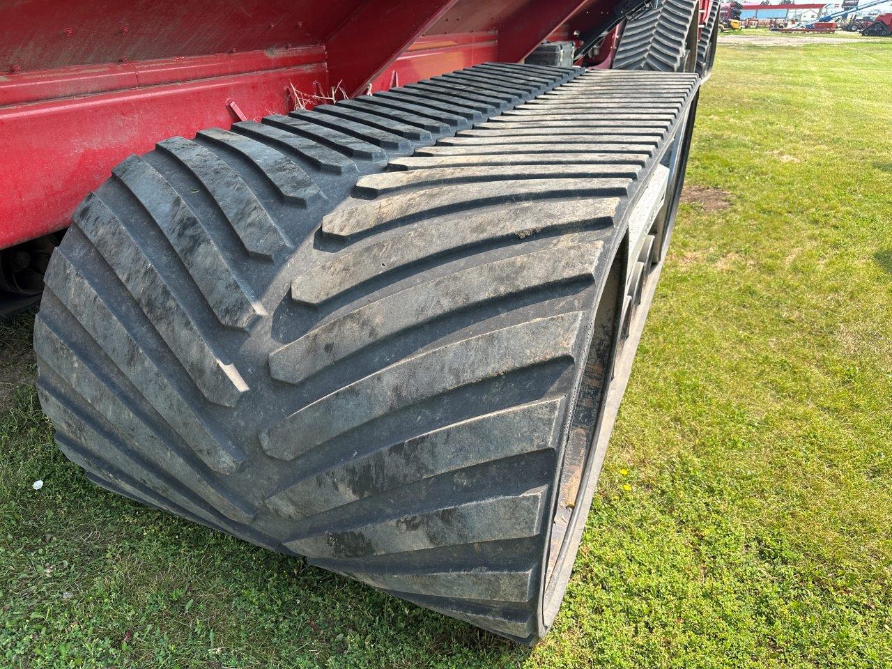 2022 Brent 2596 Grain Cart