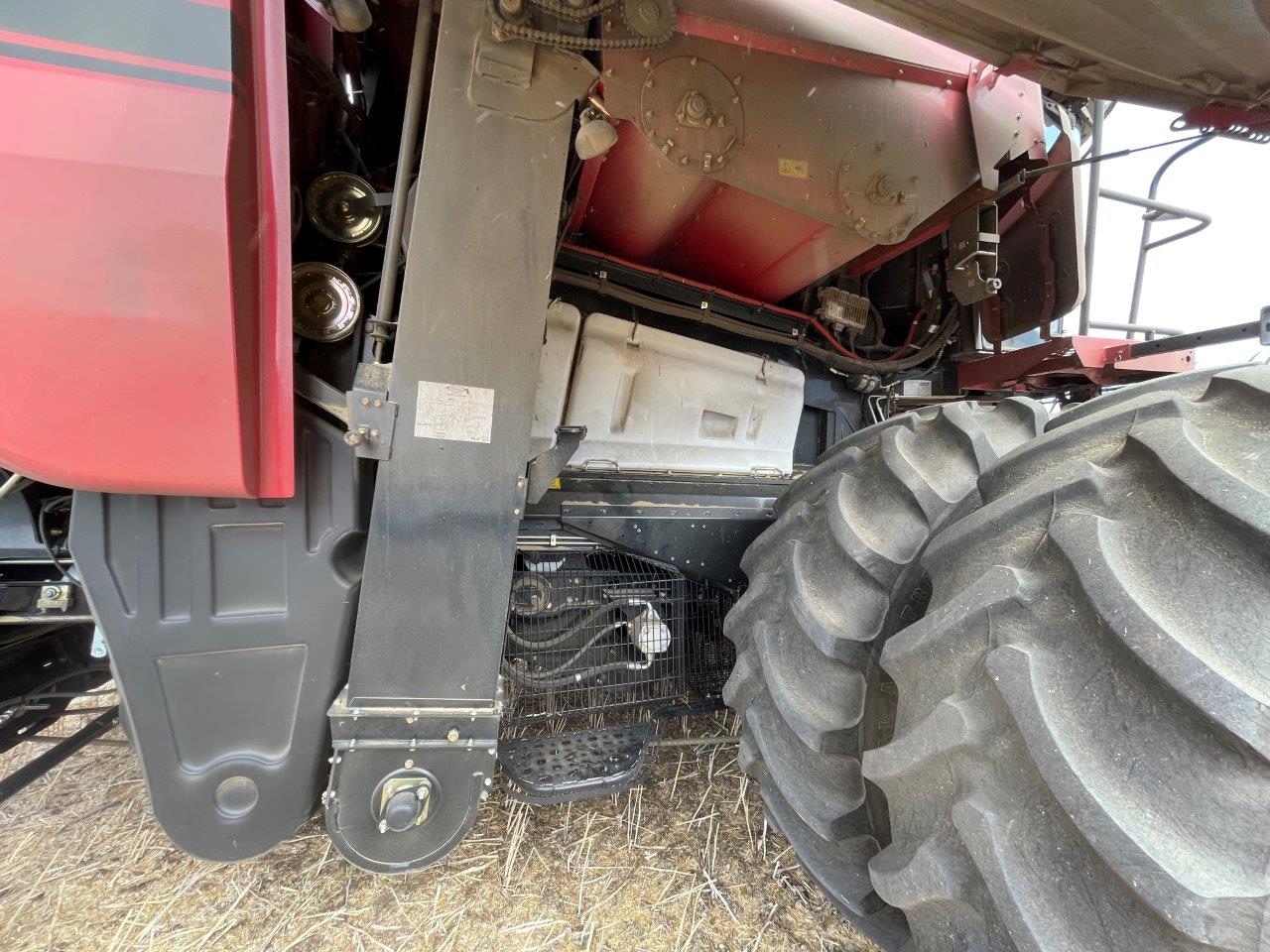 2018 Case IH AF8240 Combine