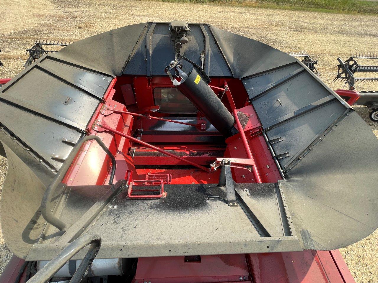 2018 Case IH AF8240 Combine