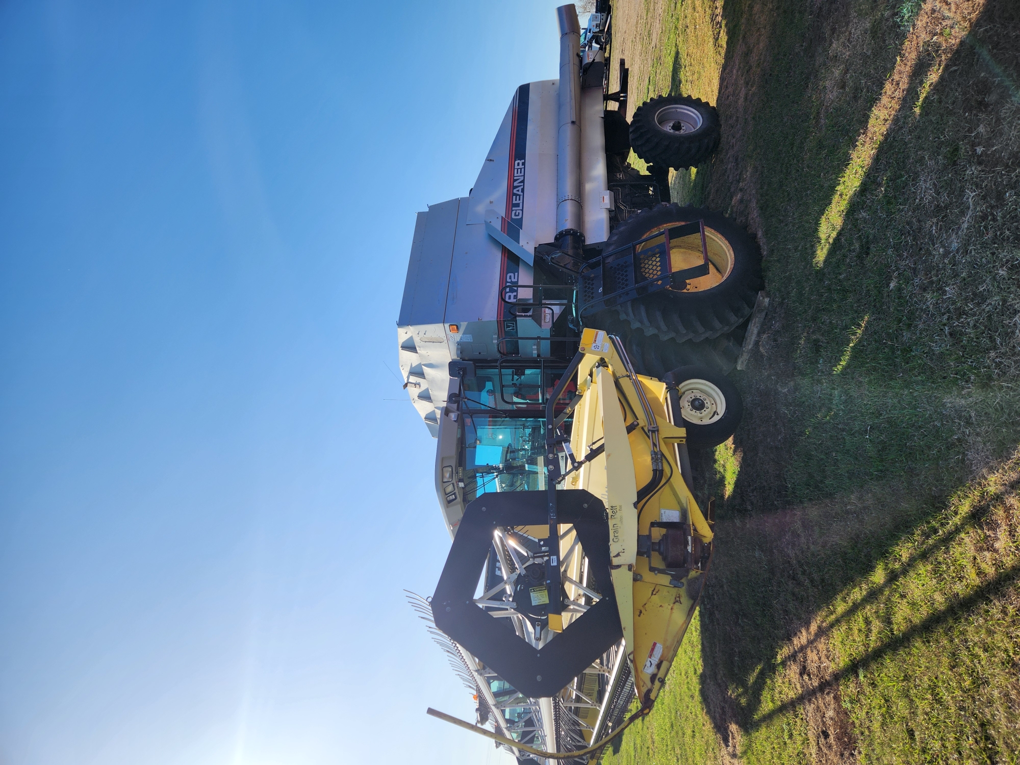 1998 AGCO Gleaner R72 Combine