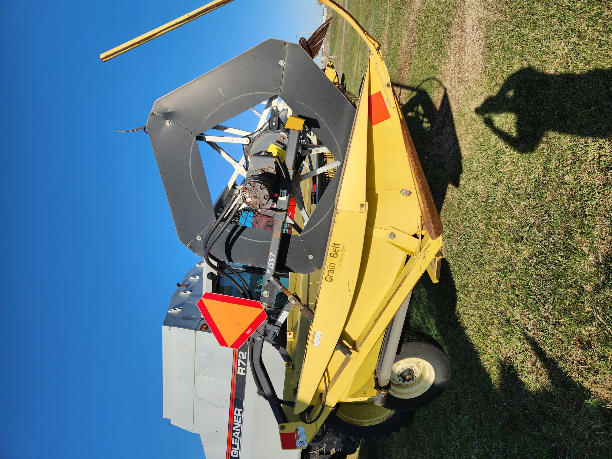 1998 AGCO Gleaner R72 Combine