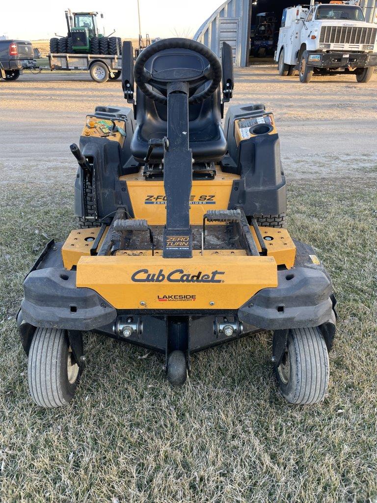 2015 Cub Cadet ZF SZ254 KW Mower/Zero Turn