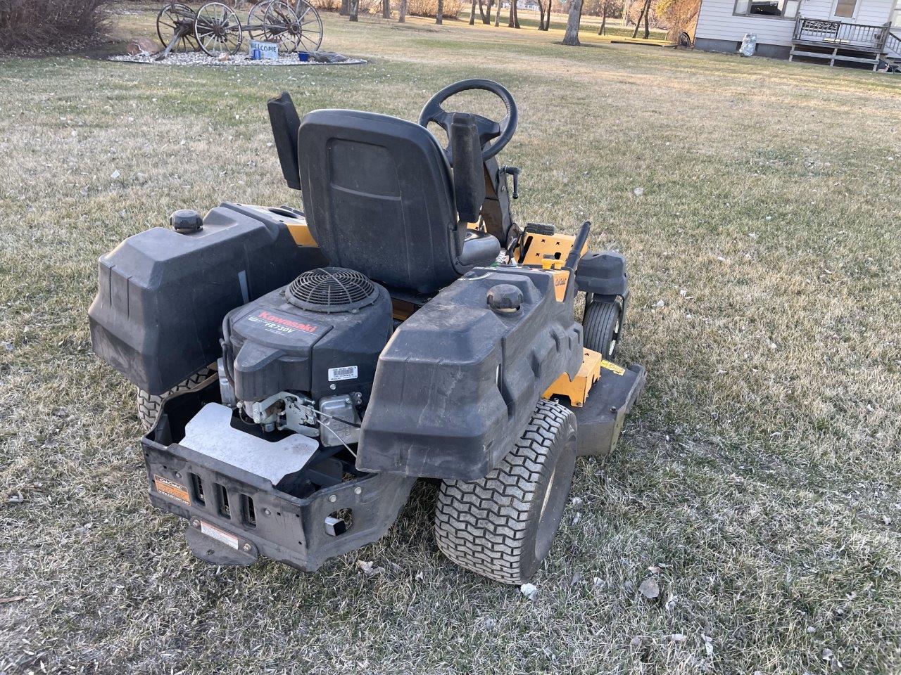 2015 Cub Cadet ZF SZ254 KW Mower/Zero Turn