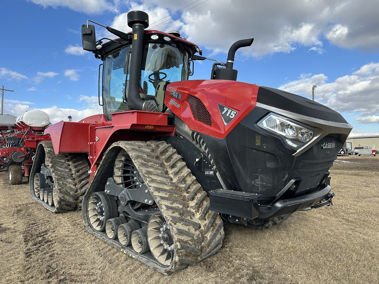2024 Case IH STG715 Tractor