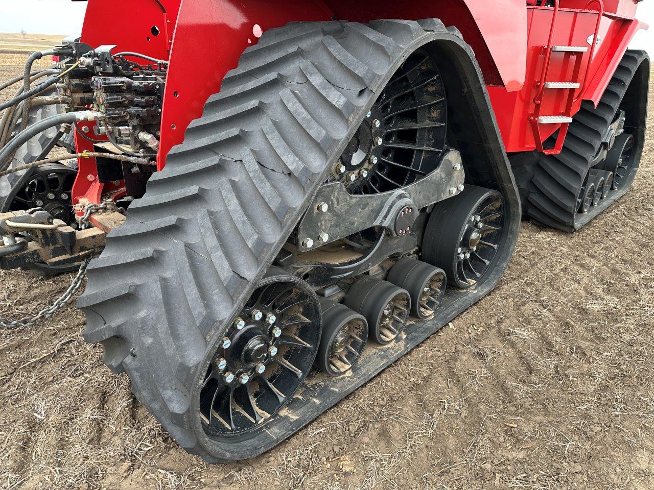 2024 Case IH STEIGER 715 TRACK AFC C. Tractor 4WD