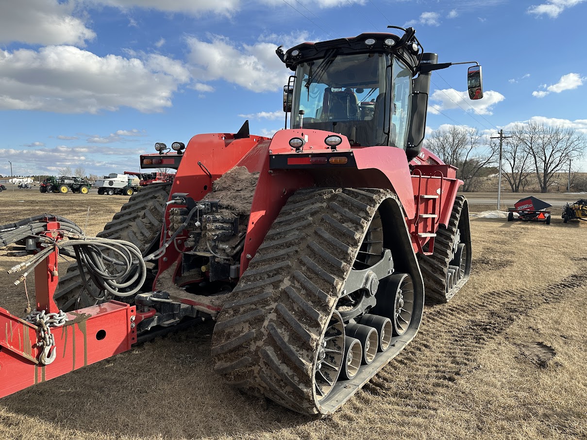 2024 Case IH STG715 Tractor