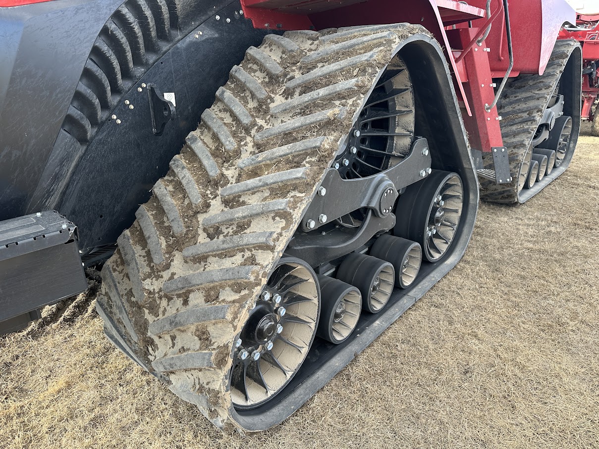 2024 Case IH STG715 Tractor