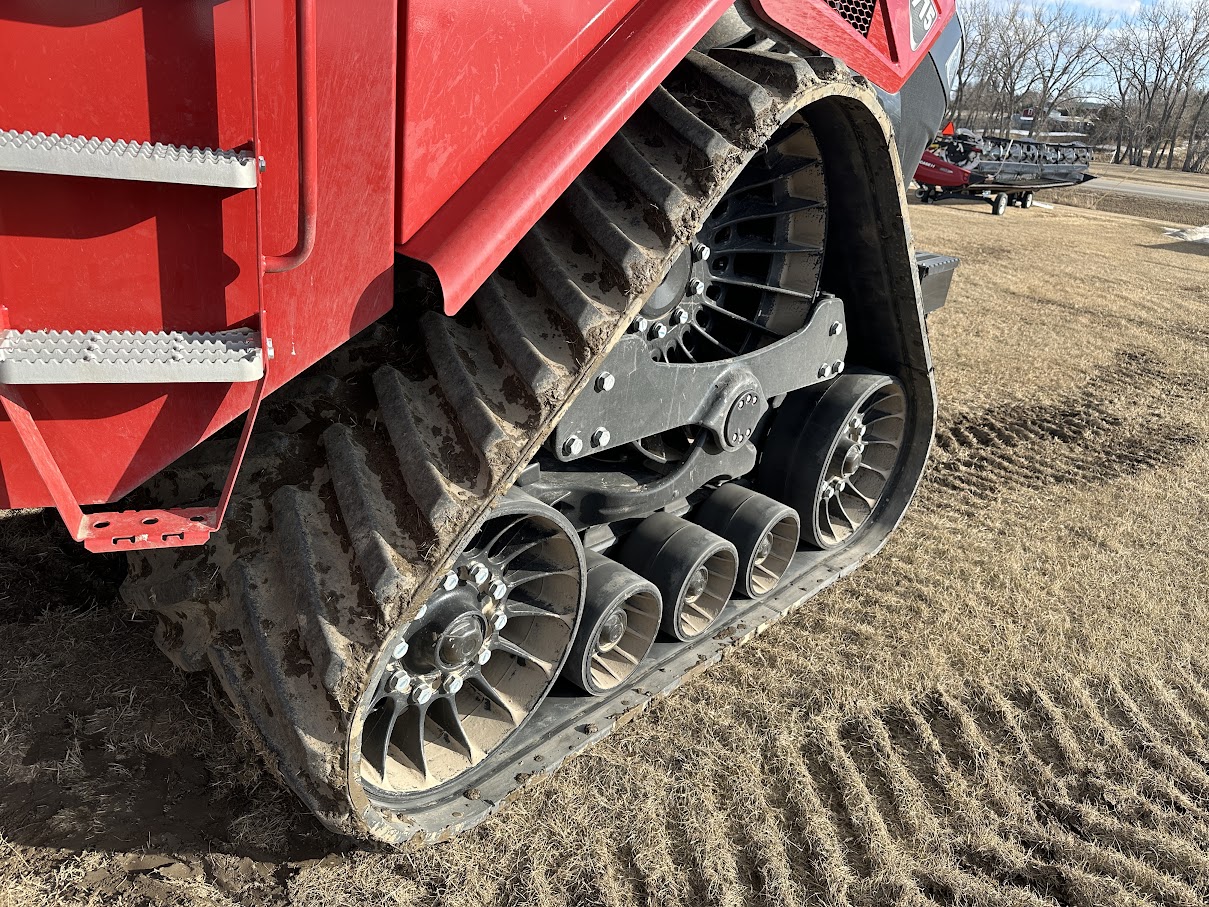 2024 Case IH STG715 Tractor