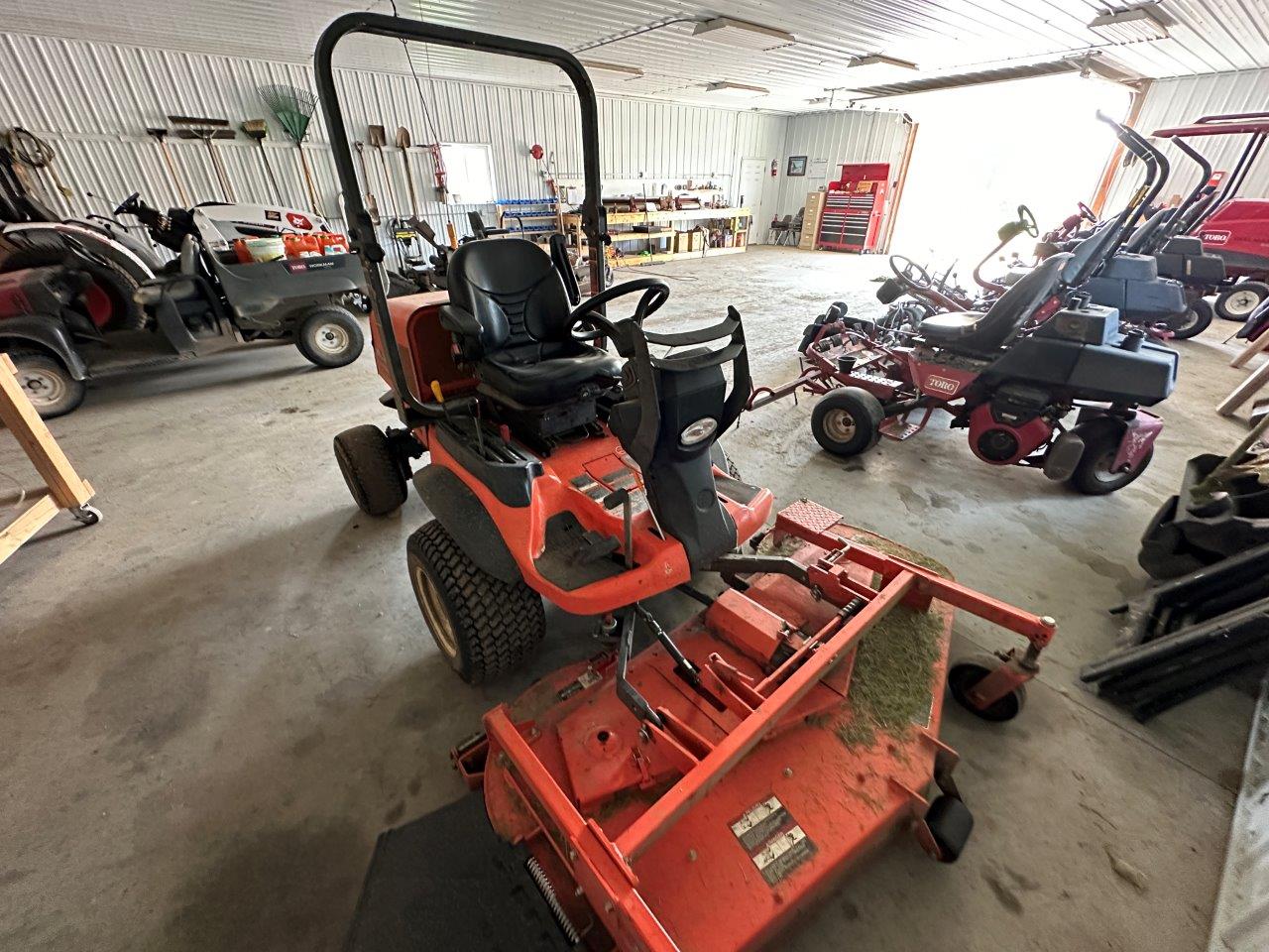 2019 Kubota F3990 Mower/Zero Turn