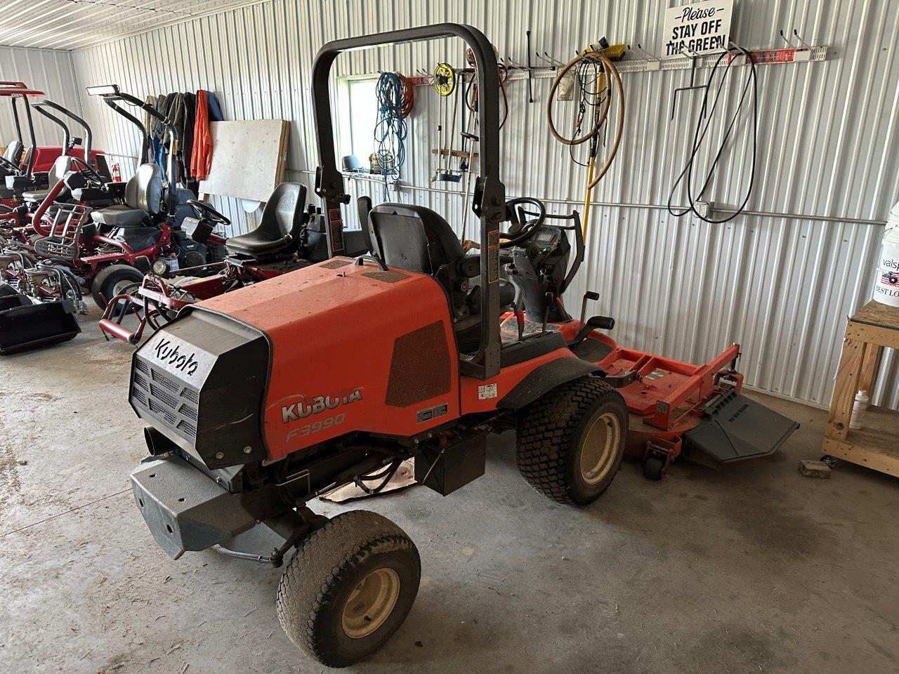 2019 Kubota F3990 Mower/Zero Turn