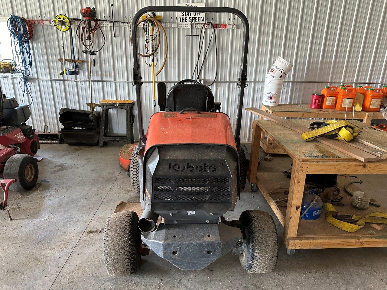 2019 Kubota F3990 Mower/Zero Turn