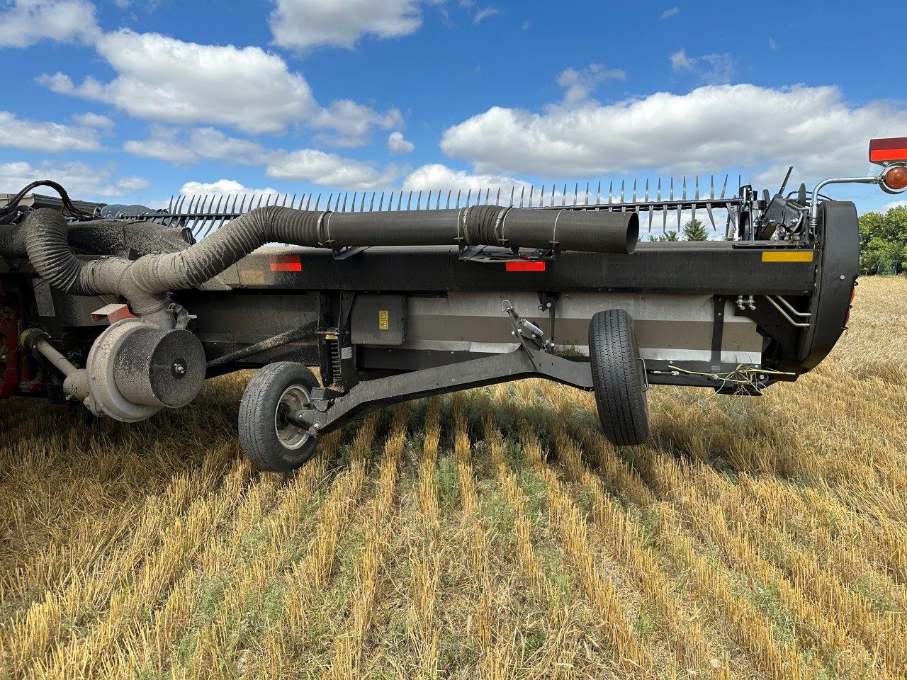 2022 MacDon FD240 Header Combine