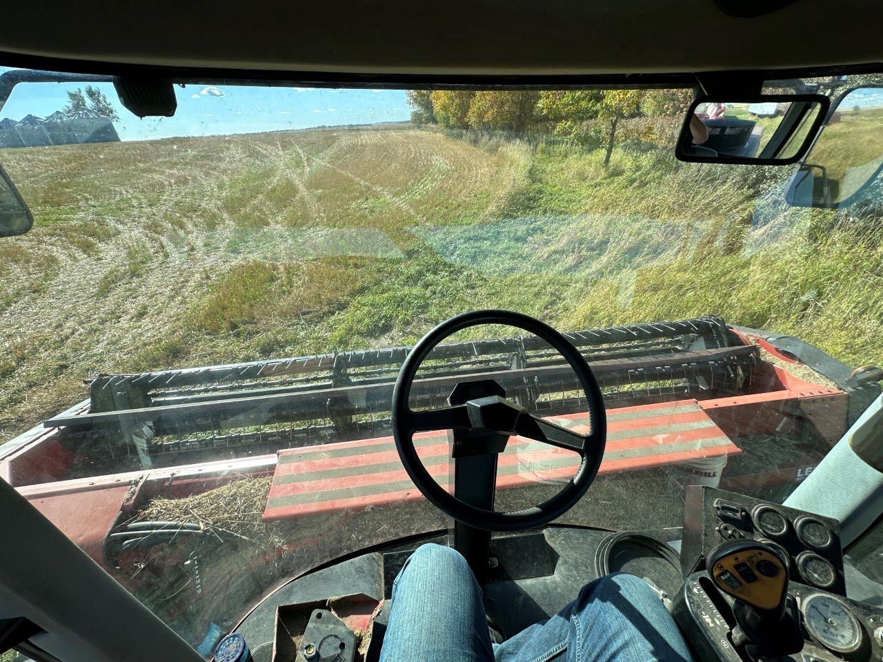 2000 Case IH 8860 Windrower