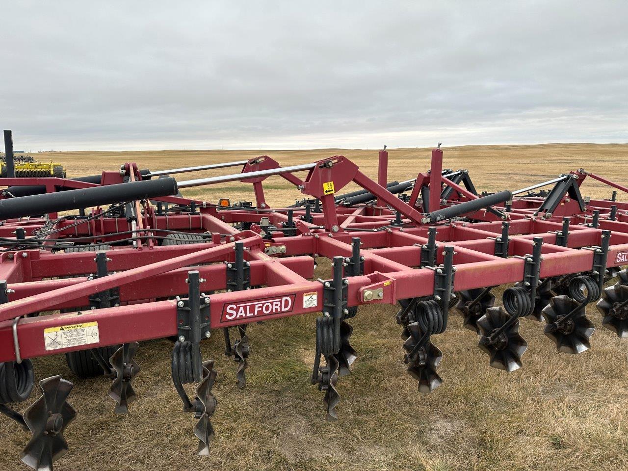 2016 Salford I-1160 Vertical Tillage