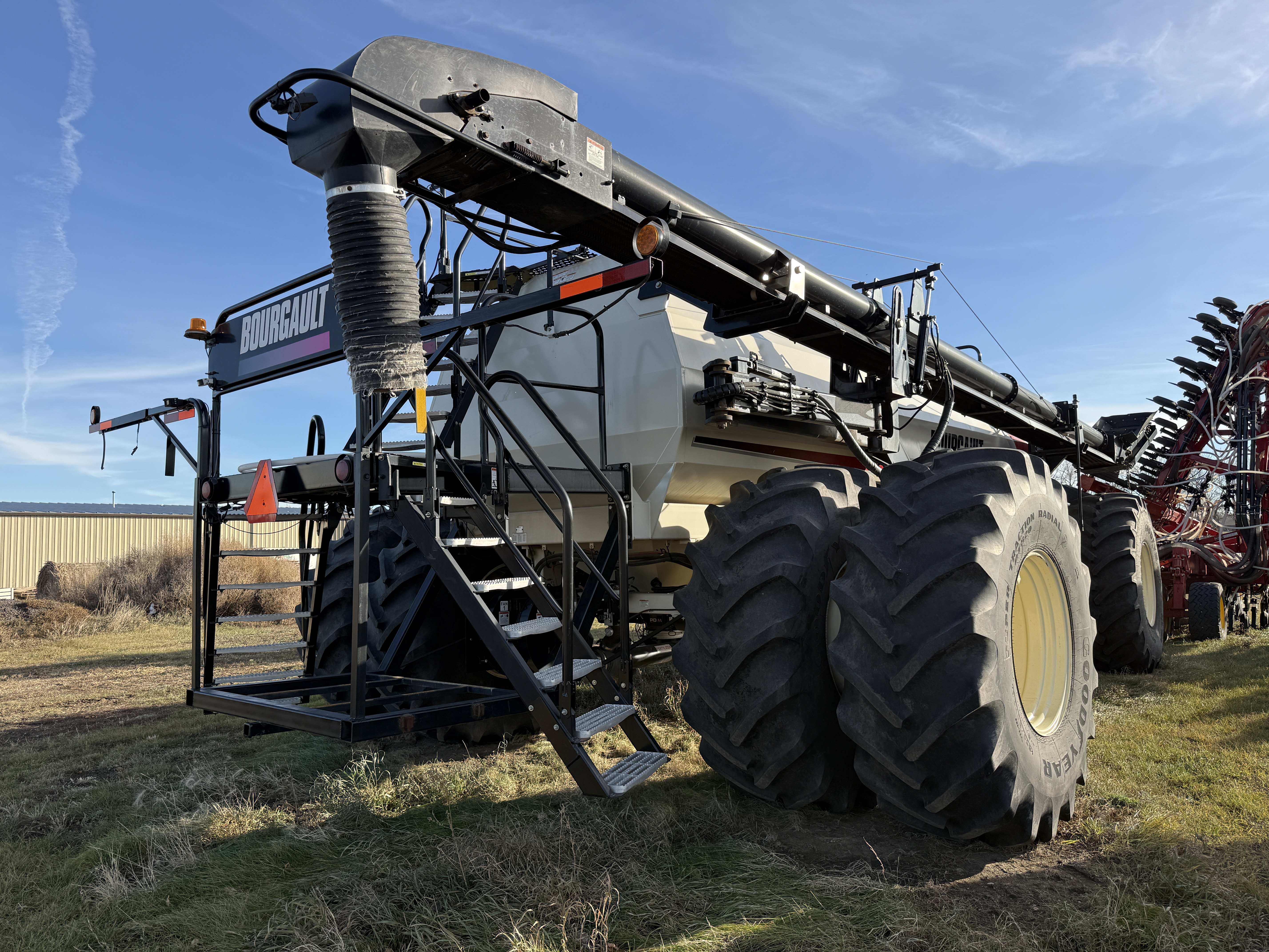 2015 Bourgault 3320 Air Drill