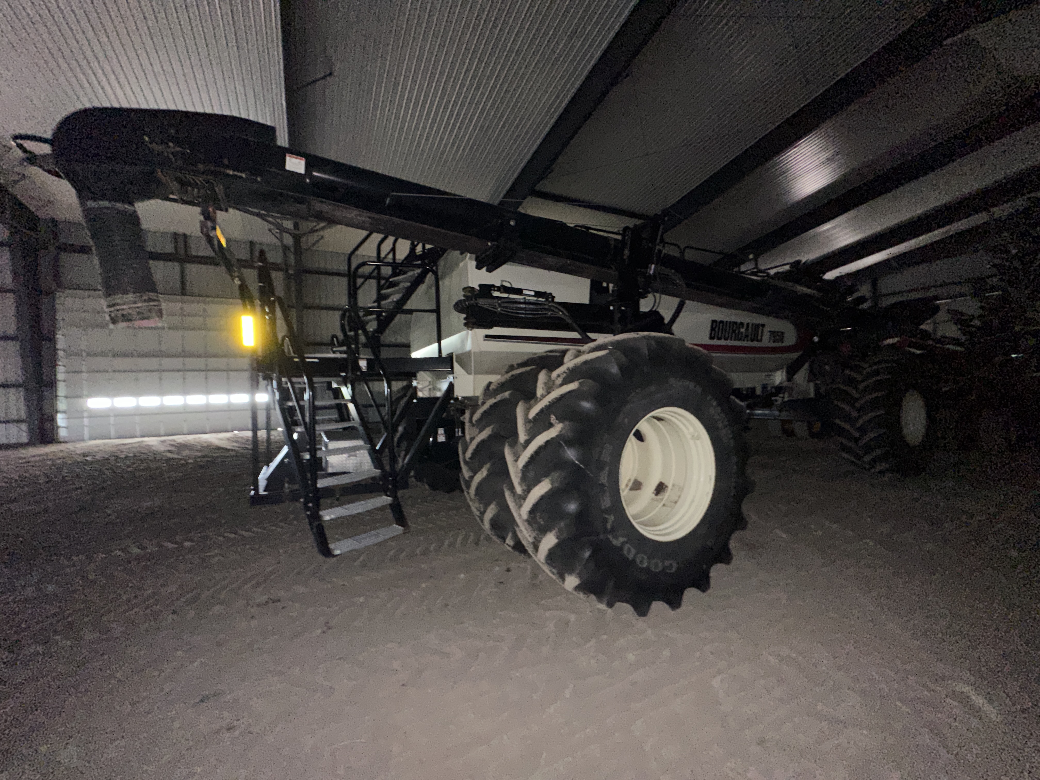 2015 Bourgault 3320 Air Drill