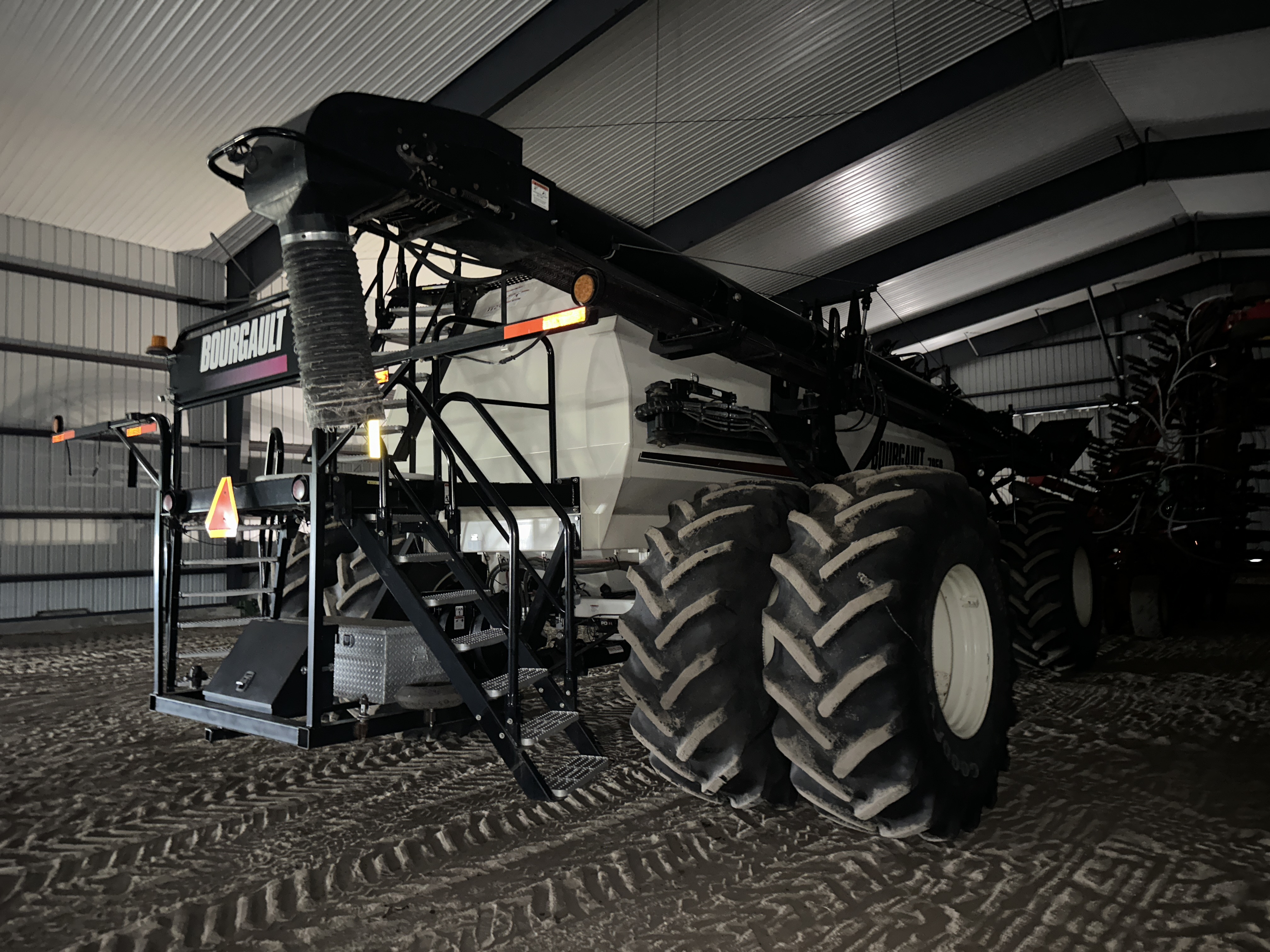 2015 Bourgault 3320 Air Drill