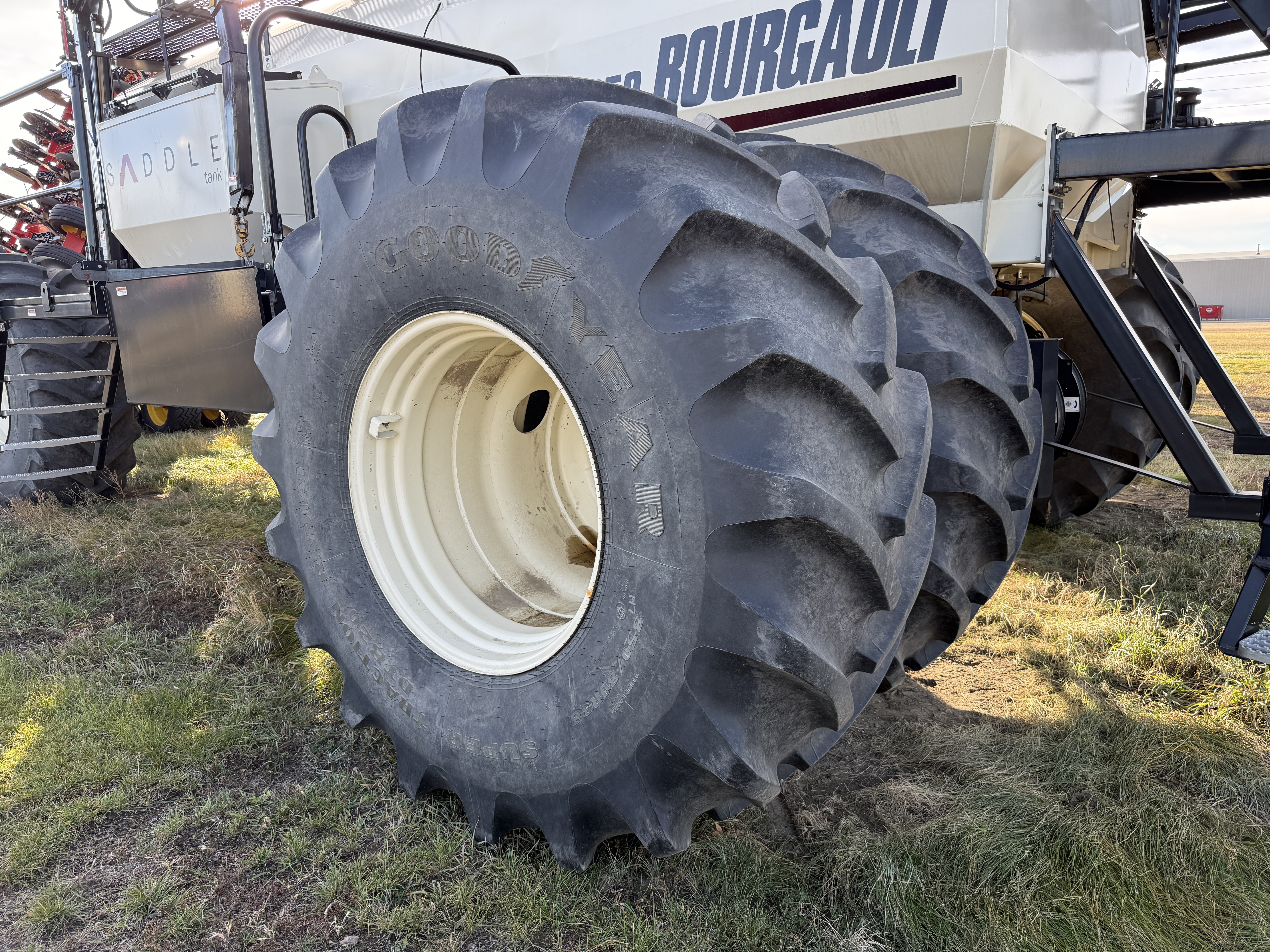 2015 Bourgault 3320 Air Drill